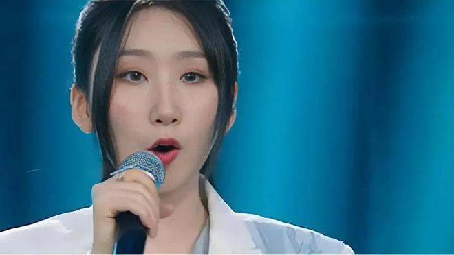 IM体育官方,精选邓寓君10首原唱热门歌曲的旋律让人百听不厌