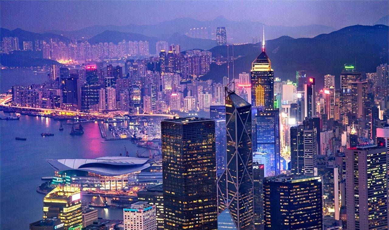 IM体育平台官网入口,上世纪60年代为阻止中国收回香港英国准备48颗核弹美国拍板
